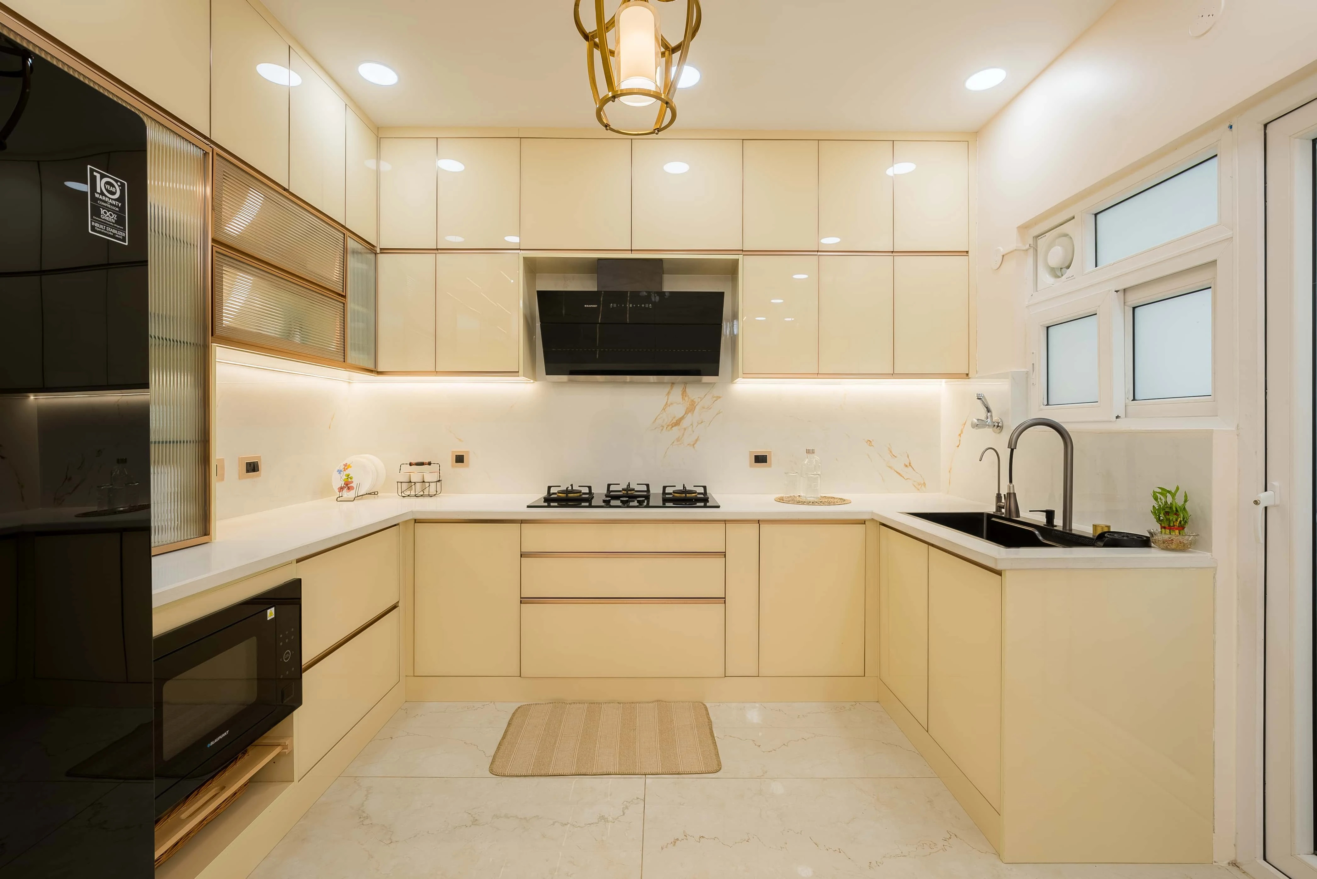 Kitchen interior view 2